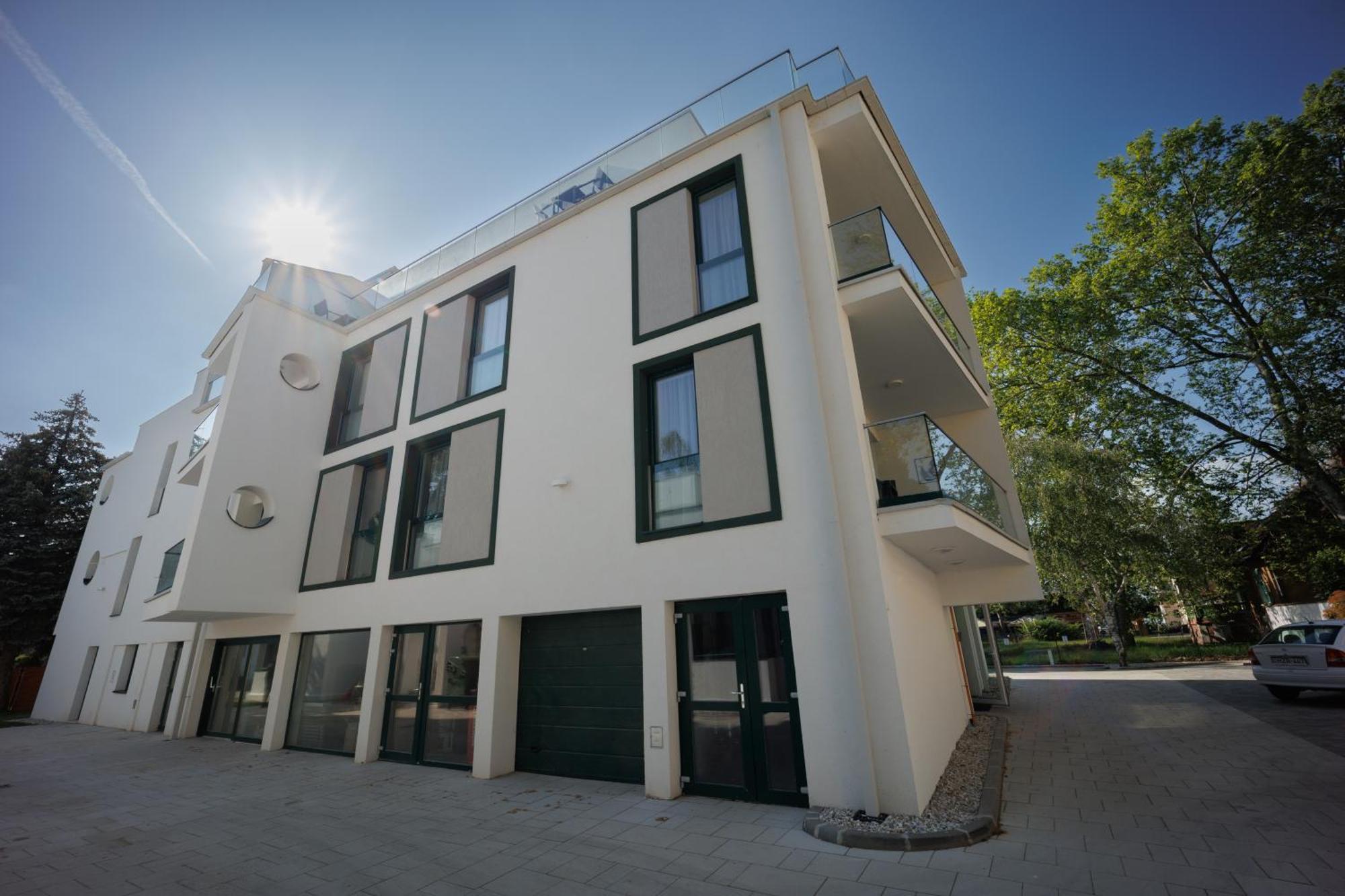Villa Bauhaus Wellness Apartman Fsz. 1 Siófok Exterior foto